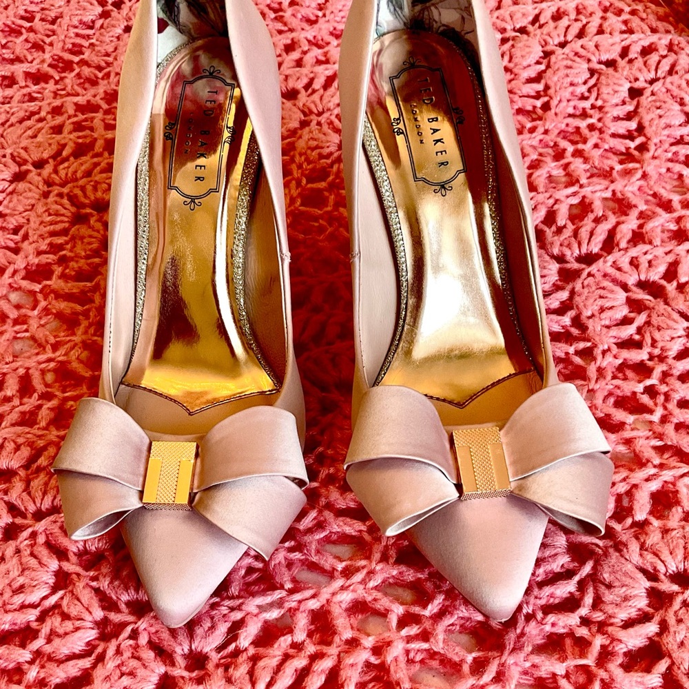 Ted Baker Blush Bow Heels